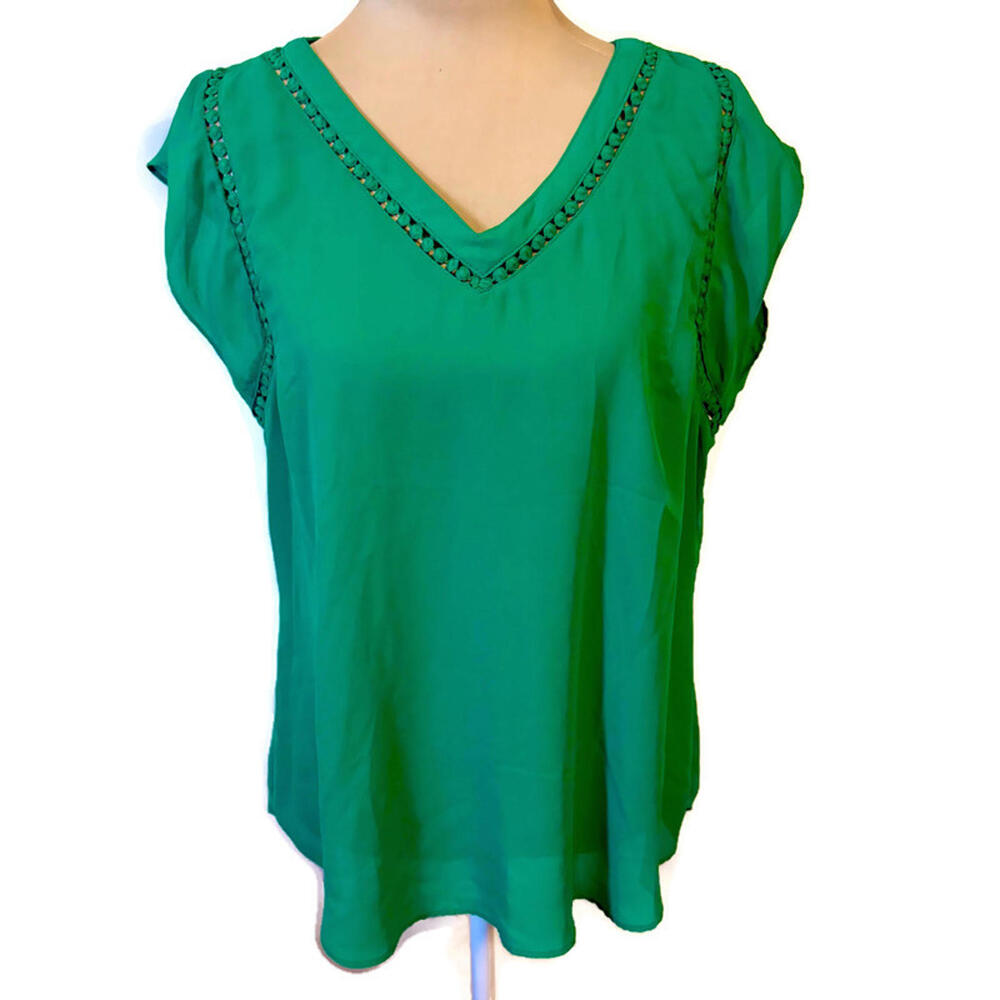 41 Hawthorne Carla Crochet Trim Crepe Blouse Cap Sleeve M